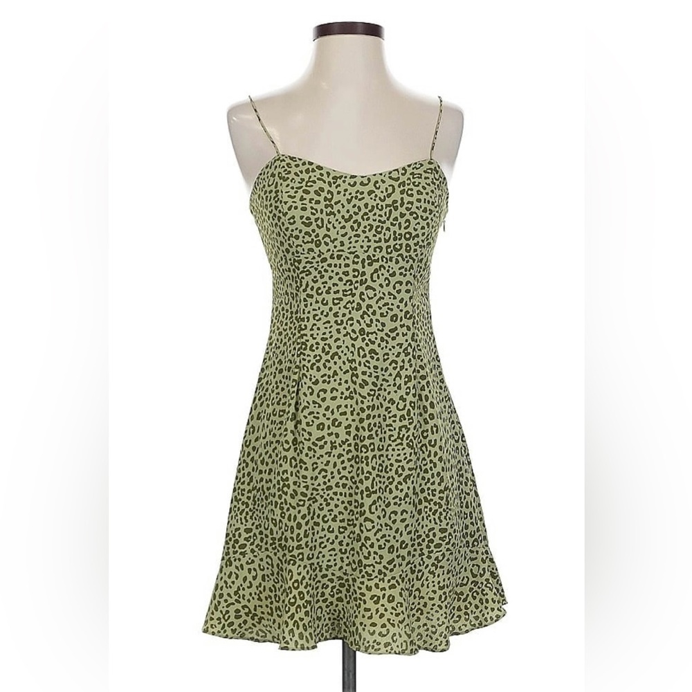 Zara Chic Green Leopard Print Mini Dress